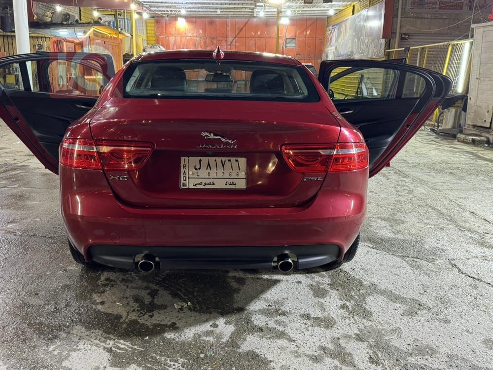 Jaguar XE